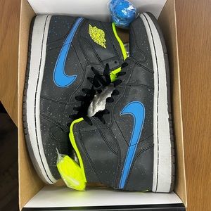 Air Jordan 1 high BHM 2013